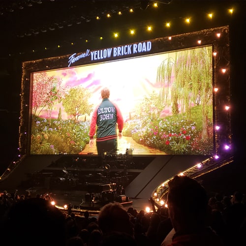 ELTON JOHN TOUR