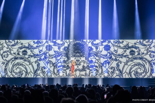 Celine-Dion-Gallery-3-min