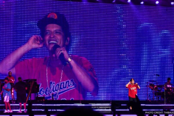 Bruno-Mars-Gallery-3-min