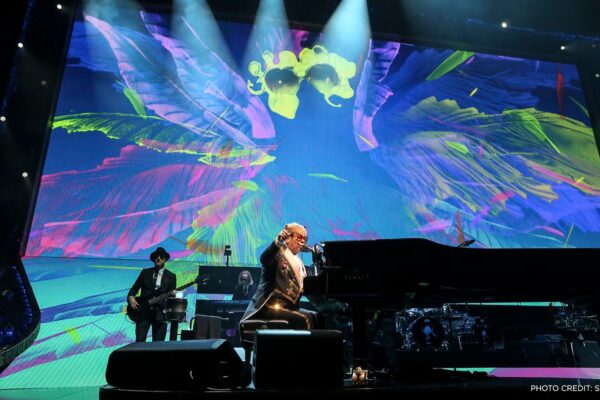 Elton-John-Gallery-4-min