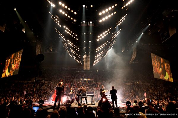 Mumford-Sons-Gallery-8-min