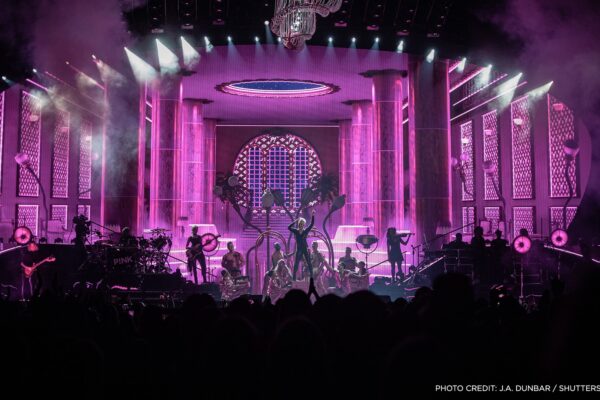 Pink Tour 1-min