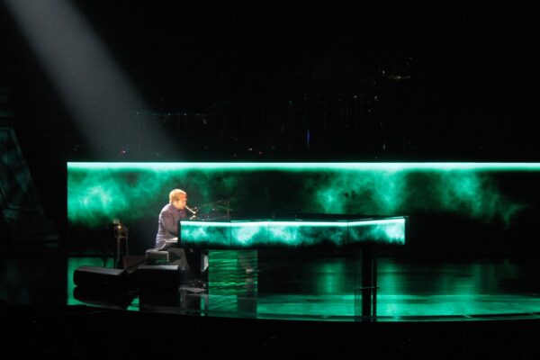 Elton-John-7-min